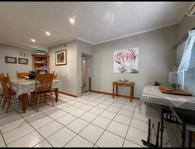 4 BEDROOM HOUSE FOR SALE IN MYRTLEDENE